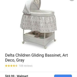 Gliding bassinet